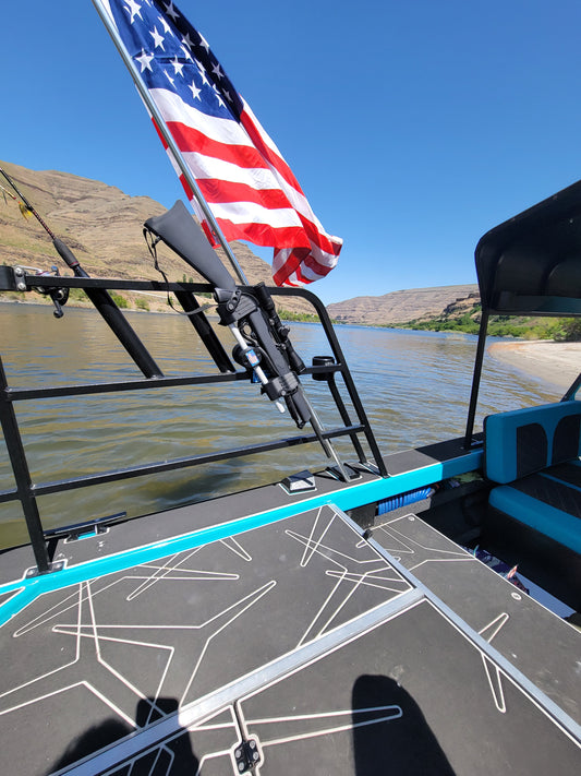 Boat gun rack