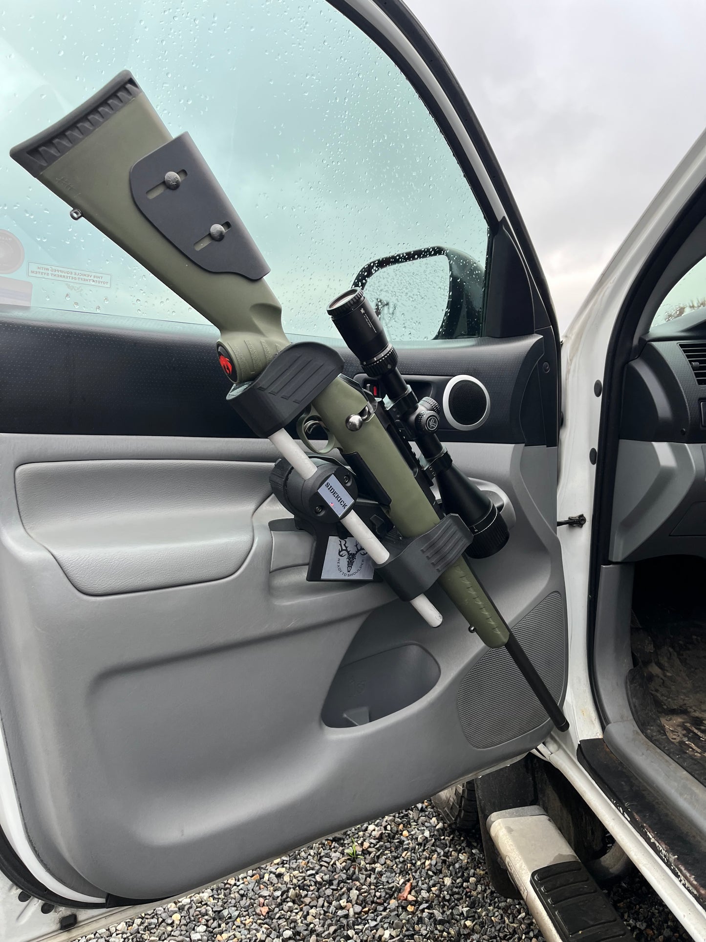 tacoma gun rack