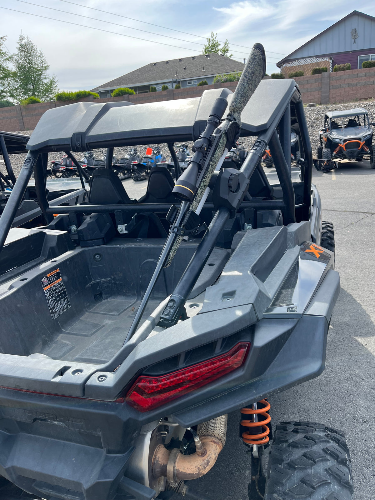 Sidekick SXS Gun Rack – Ready To Shoulder