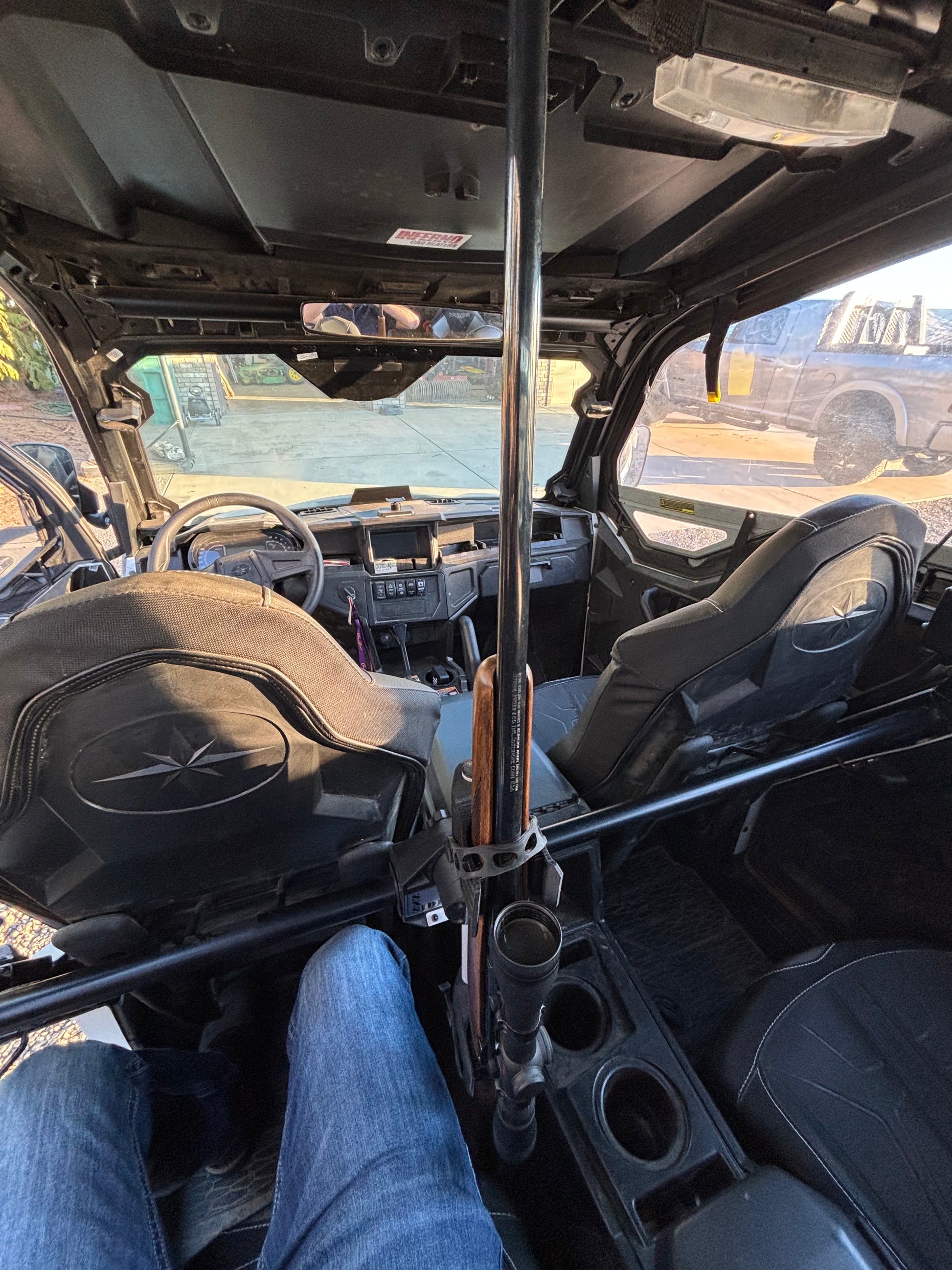 Sidekick SXS Gun Rack – Ready To Shoulder